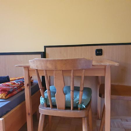 Affordable Central Rooms, 10-Min To Lugner City Wiedeń Zewnętrze zdjęcie