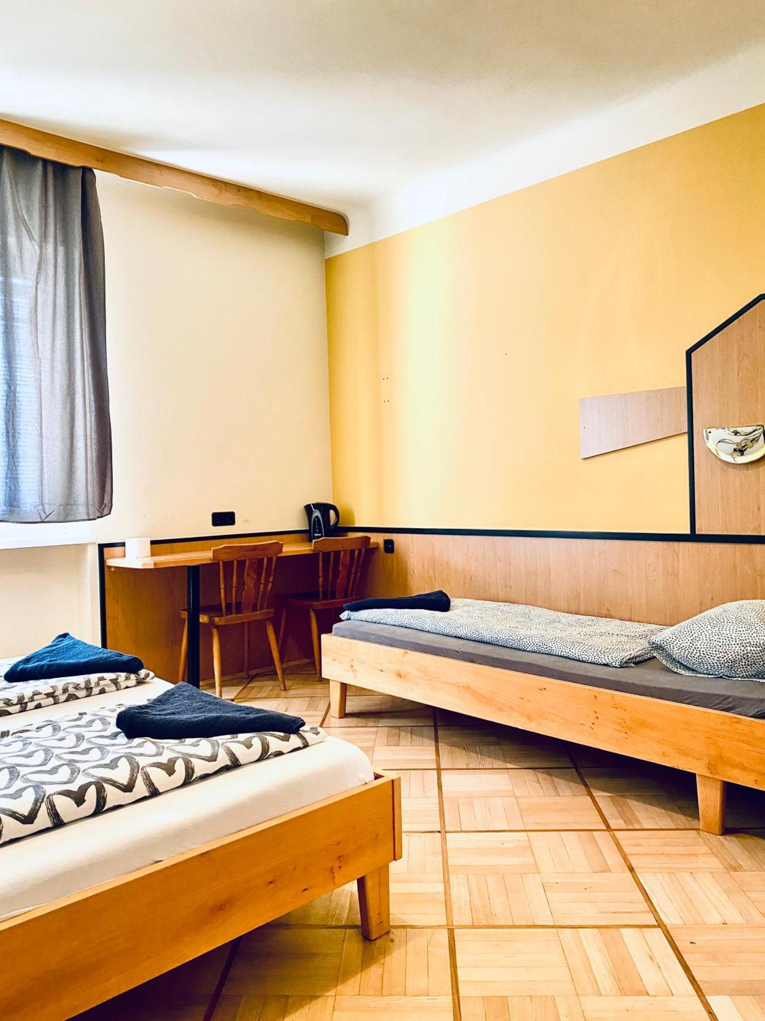 Affordable Central Rooms, 10-Min To Lugner City Wiedeń Zewnętrze zdjęcie
