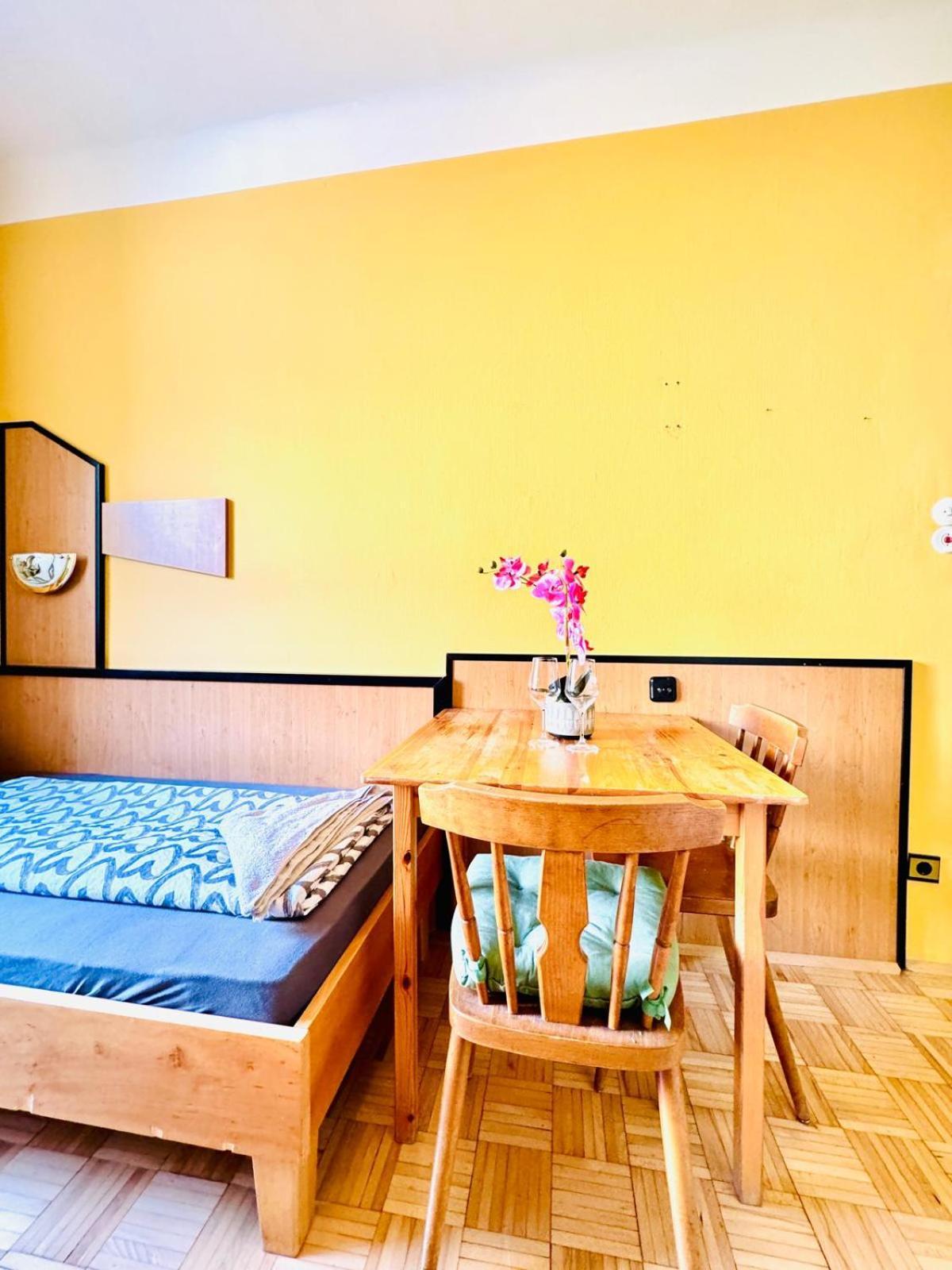 Affordable Central Rooms, 10-Min To Lugner City Wiedeń Zewnętrze zdjęcie