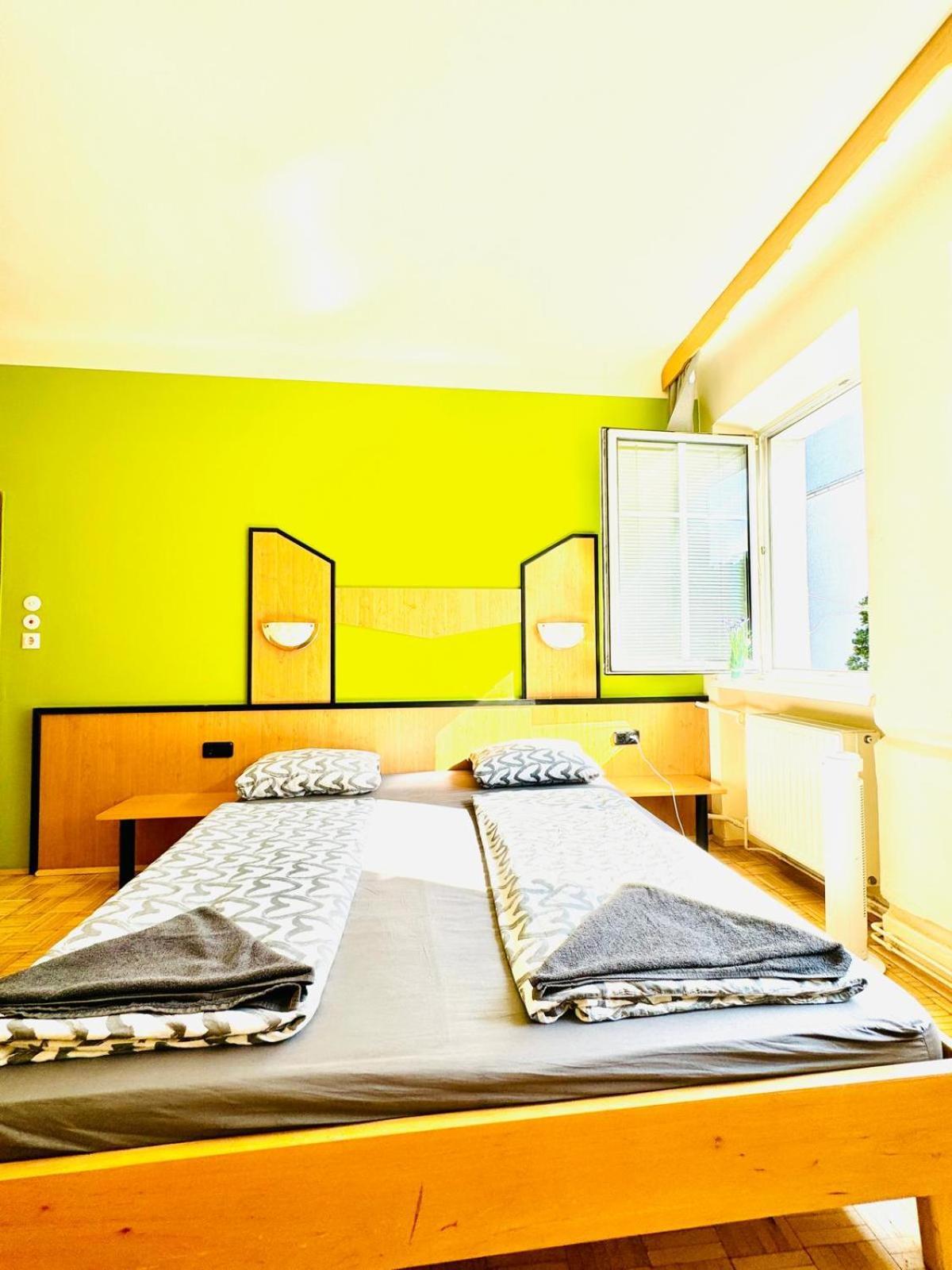 Affordable Central Rooms, 10-Min To Lugner City Wiedeń Zewnętrze zdjęcie