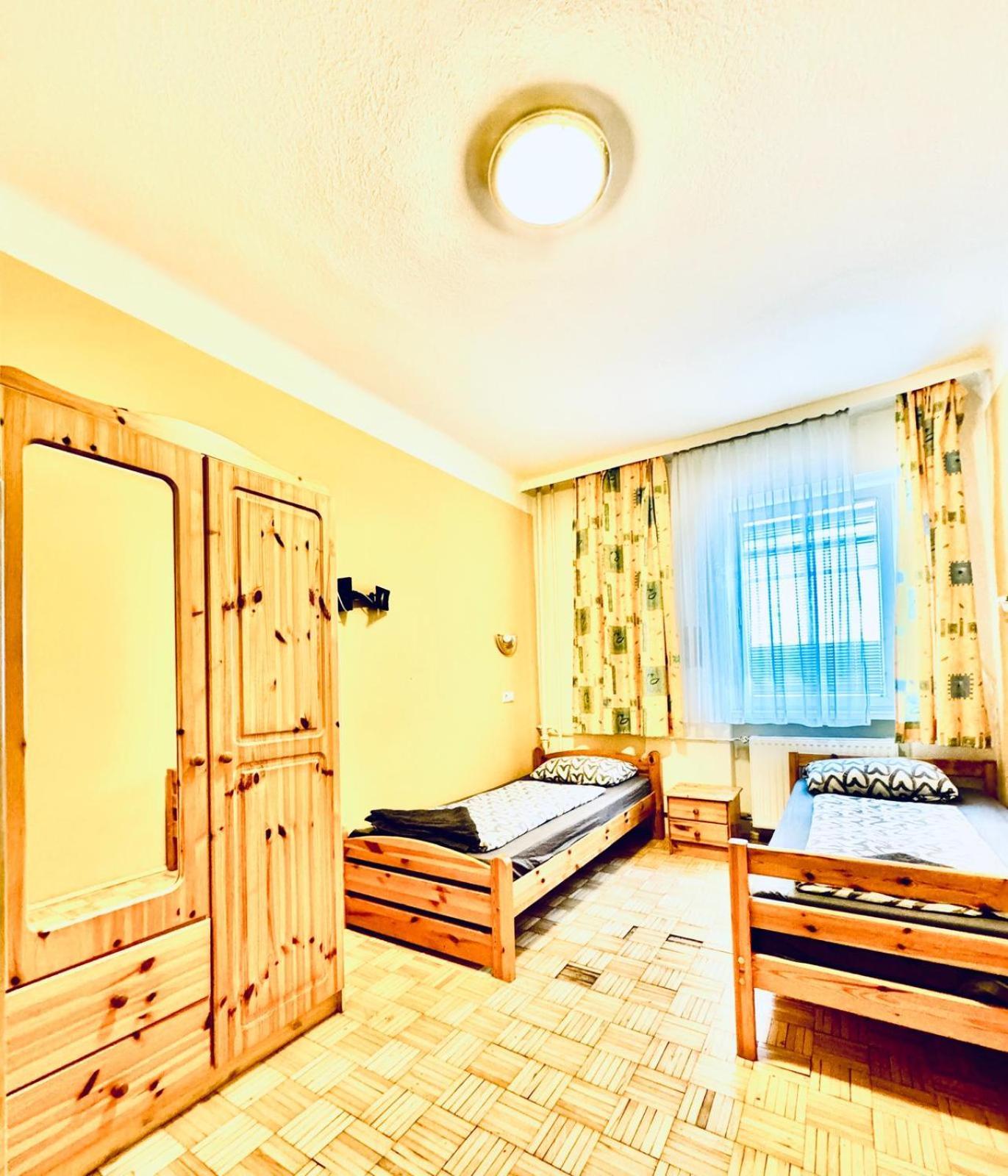 Affordable Central Rooms, 10-Min To Lugner City Wiedeń Zewnętrze zdjęcie