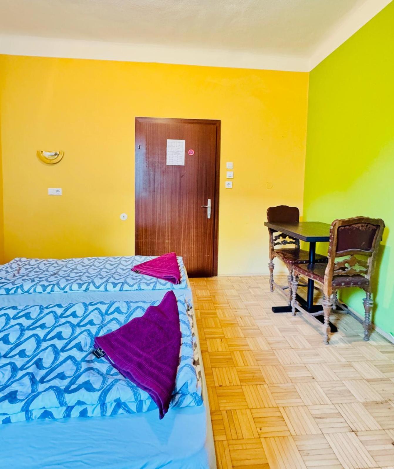 Affordable Central Rooms, 10-Min To Lugner City Wiedeń Zewnętrze zdjęcie