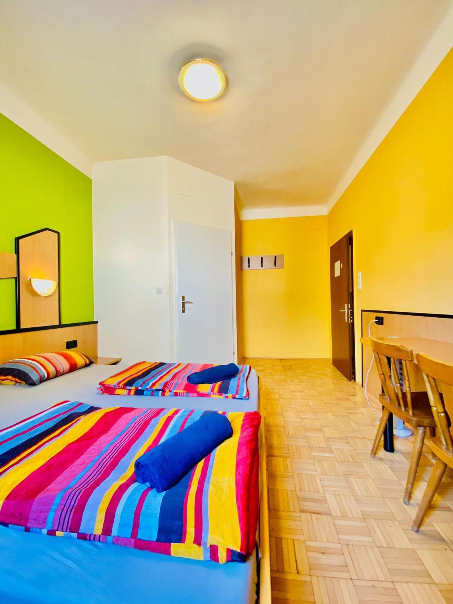 Affordable Central Rooms, 10-Min To Lugner City Wiedeń Zewnętrze zdjęcie